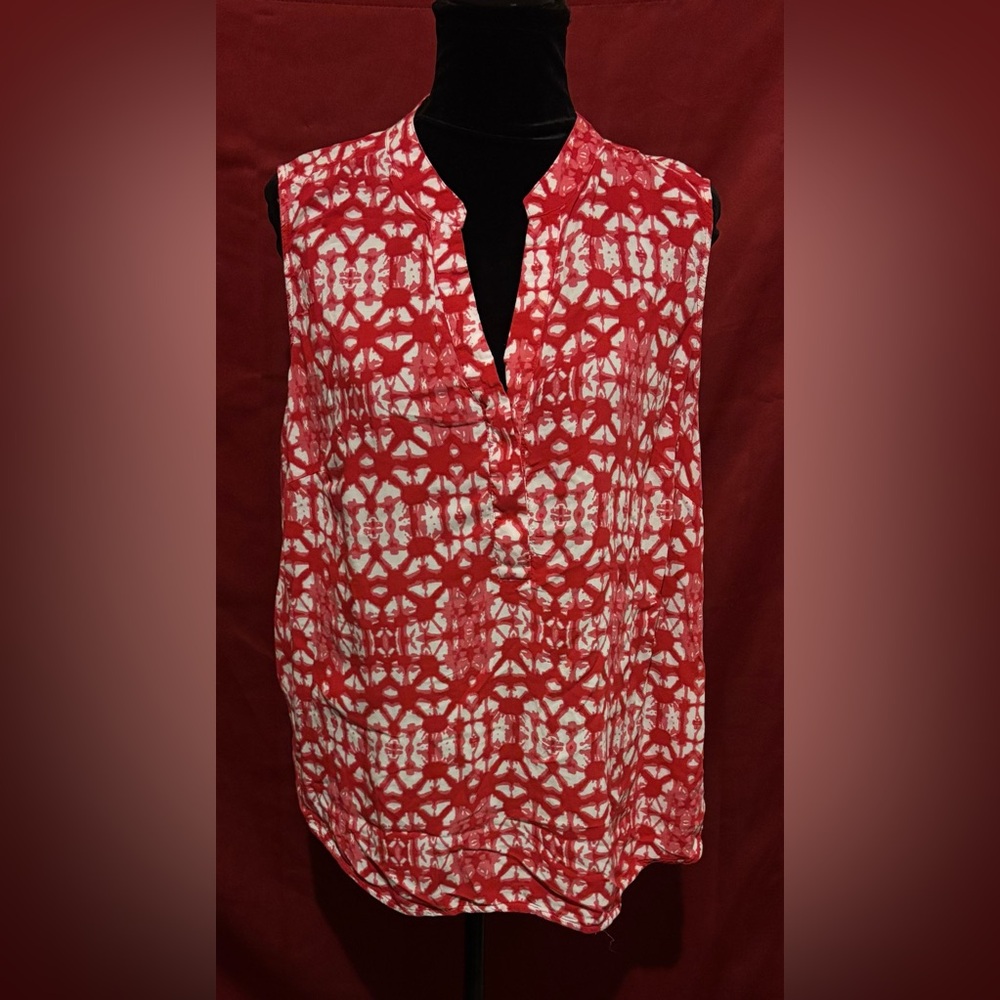 Red and White Women's Sleeveless Top
